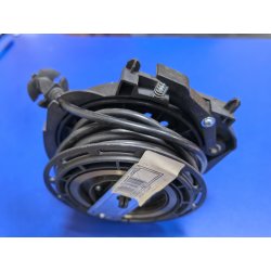 Система сматывания шнура пылесоса Scarlett IS-VC82C01